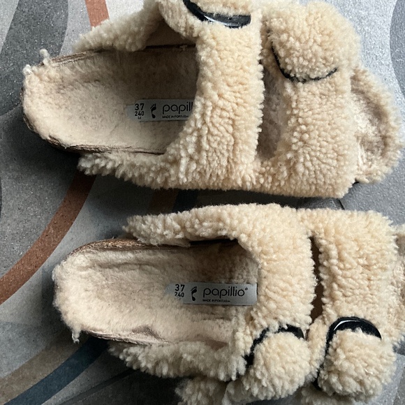 Arizona Big Buckle Genuine Shearling Slide Sandal Eggshell Size 37 - Picture 10 of 11